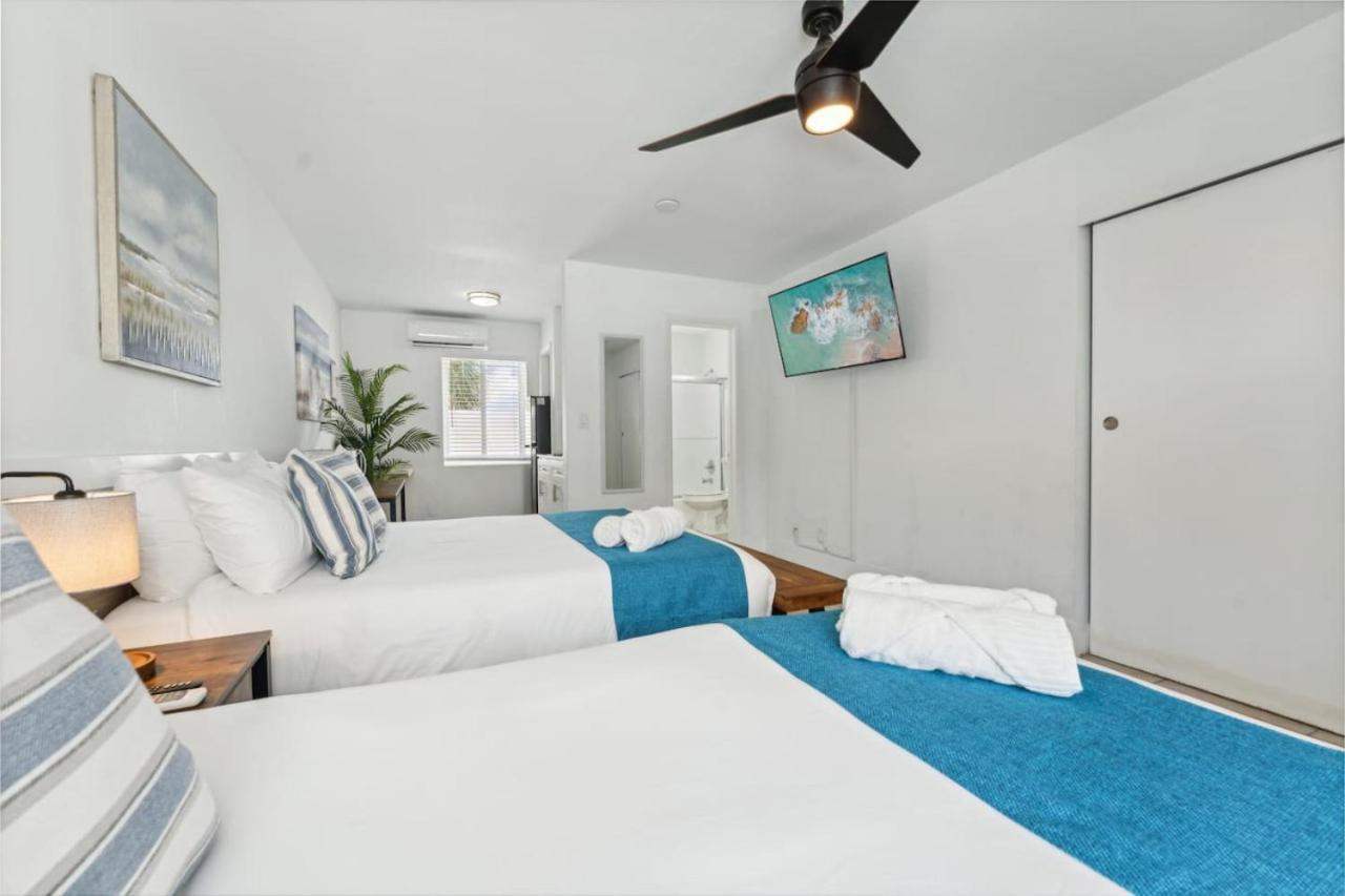 Catalina By The 6 * Pompano Beach