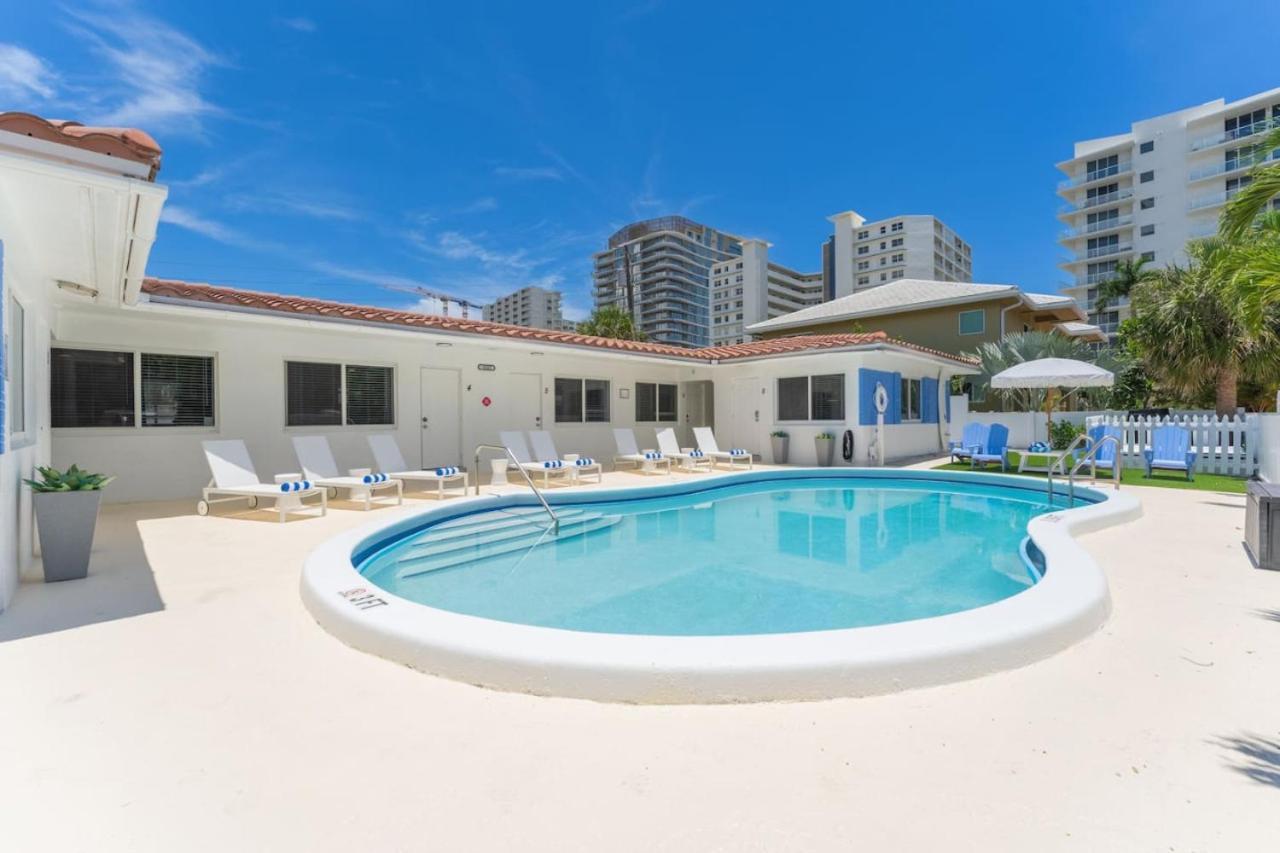 Apartment Catalina By The 6 *